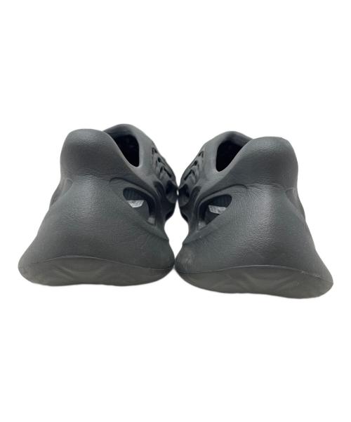 adidas（アディダス）adidas (アディダス) サンダル YEEZY Foam Runner（イージー フォームランナー） グレー サイズ:23.5cmの古着・服飾アイテム