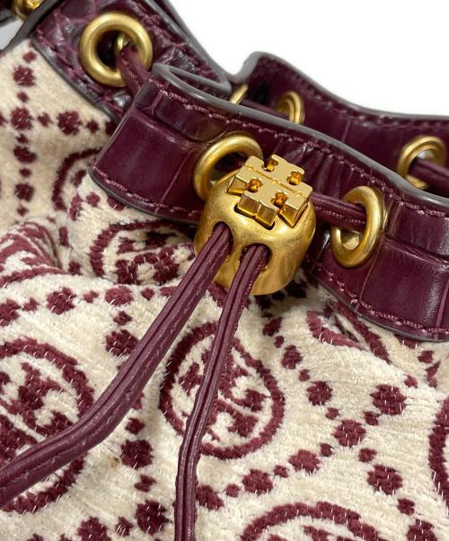 TORY BURCH（トリーバーチ）TORY BURCH (トリーバーチ) 巾着ショルダーバッグ ワインレッド×アイボリー サイズ:実寸サイズにてご確認ください。の古着・服飾アイテム