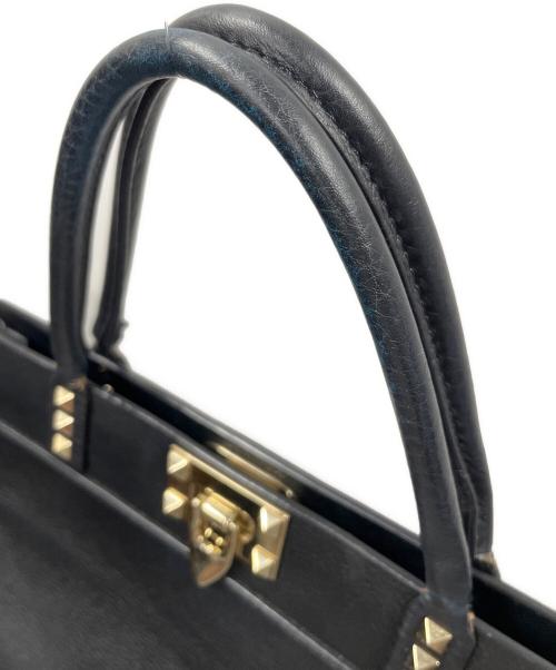 VALENTINO（ヴァレンティノ）VALENTINO (ヴァレンティノ) 2WAYバッグ ショルダーバッグ ハンドバッグ ブラック サイズ:実寸サイズにてご確認下さい。の古着・服飾アイテム