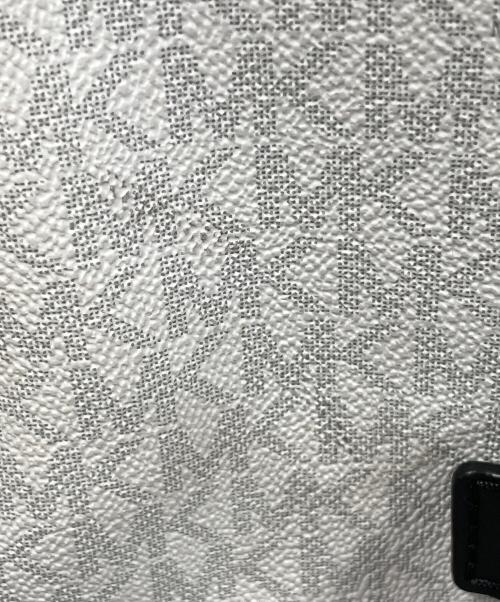 MICHAEL KORS（マイケルコース）MICHAEL KORS (マイケルコース) リュック リヴィントン ロゴ ストライプ バックパック ホワイト サイズ:実寸サイズにてご確認下さい。の古着・服飾アイテム