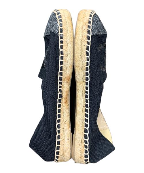 CHANEL（シャネル）CHANEL (シャネル) フラットシューズ ブラック サイズ:実寸サイズにてご確認下さい。の古着・服飾アイテム