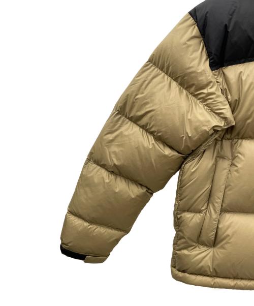 THE NORTH FACE（ザ ノース フェイス）THE NORTH FACE (ザ ノース フェイス) ダウンジャケット ヌプシ フーディ ブラック×ベージュ サイズ:L 未使用品の古着・服飾アイテム
