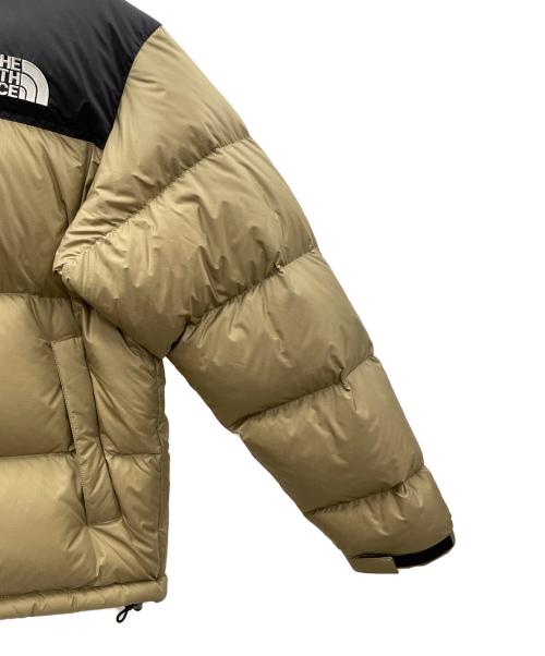 THE NORTH FACE（ザ ノース フェイス）THE NORTH FACE (ザ ノース フェイス) ダウンジャケット ヌプシ フーディ ブラック×ベージュ サイズ:L 未使用品の古着・服飾アイテム