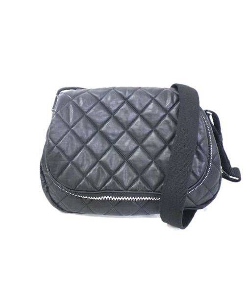 CHANEL（シャネル）CHANEL 【シャネル】 キルティングショルダーバッグ　ラウンドジップの古着・服飾アイテム