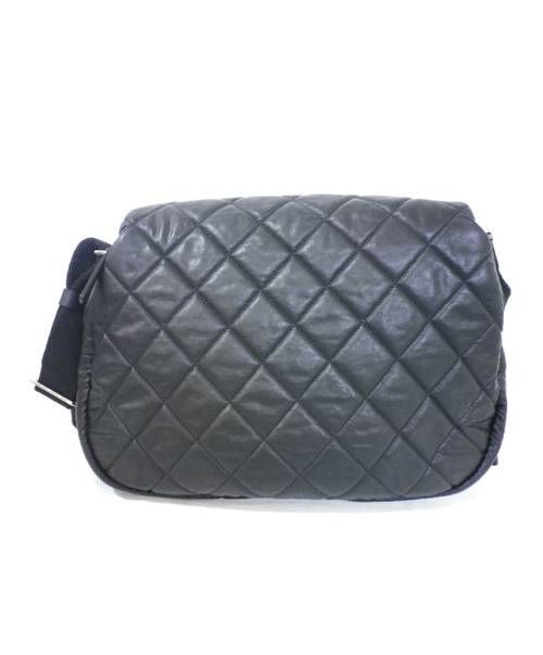 CHANEL（シャネル）CHANEL 【シャネル】 キルティングショルダーバッグ　ラウンドジップの古着・服飾アイテム