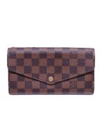 LOUIS VUITTONルイ ヴィトン）の古着「長財布」