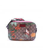 GUCCIグッチ）の古着「クロスボディバッグスプリーム」｜レッド