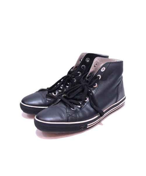 CHANEL（シャネル）CHANEL (シャネル) ココマークハイカットスニーカー ブラック サイズ:391/2 1626559の古着・服飾アイテム