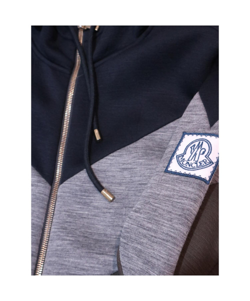 MONCLER（モンクレール）MONCLER (モンクレール) Chevron Pattern Hoodie ネイビー サイズ:Sの古着・服飾アイテム