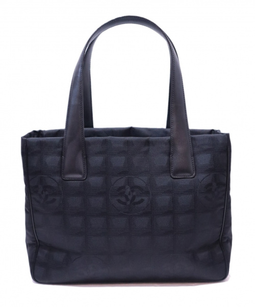 CHANEL（シャネル）CHANEL (シャネル) トートバッグ ブラック ニュートラベルライン 9072389の古着・服飾アイテム