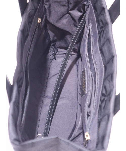 CHANEL（シャネル）CHANEL (シャネル) トートバッグ ブラック ニュートラベルライン 9072389の古着・服飾アイテム
