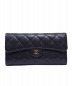 CHANEL（シャネル）の古着「CHANEL L-GUSSET FLAP WALLET」｜ブラック