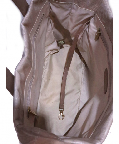 CHANEL（シャネル）CHANEL (シャネル) トートバッグ ベージュ ニュートラベルライン 8498673の古着・服飾アイテム