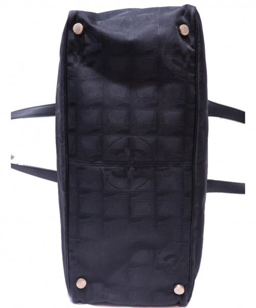 CHANEL（シャネル）CHANEL (シャネル) トートバッグ ブラック ニュートラベルライン 8021960の古着・服飾アイテム