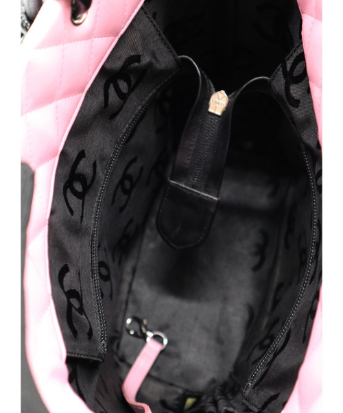 CHANEL（シャネル）CHANEL (シャネル) トートバッグ ピンク×ブラック カンボン A25169 レザー 9092354の古着・服飾アイテム