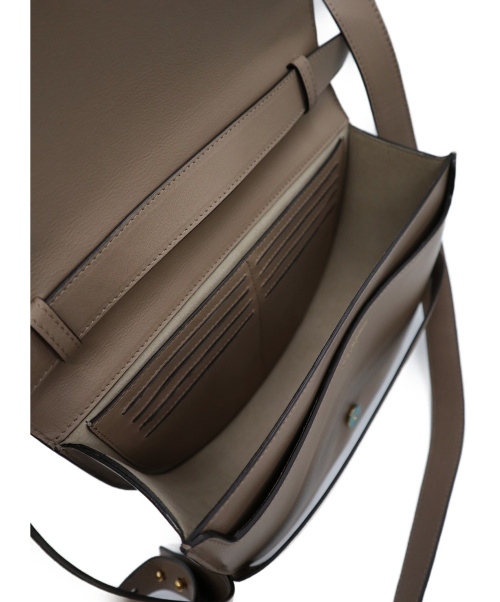 J&M DAVIDSON（ジェイ＆エム デヴィッドソン）J&M DAVIDSON (ジェイアンドエムデビッドソン) ショルダーバッグ グレージュの古着・服飾アイテム