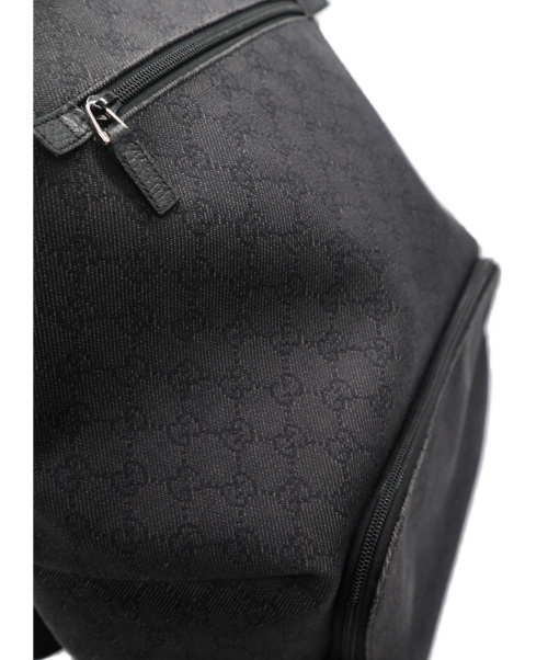 GUCCI（グッチ）GUCCI (グッチ) キャンバスデイパック ブラック GG 354667 467891の古着・服飾アイテム