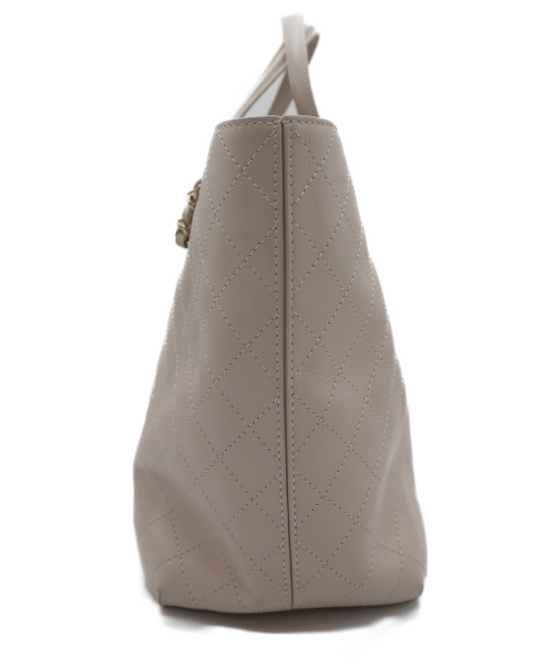 CHANEL（シャネル）CHANEL (シャネル) 2WAYココマークトートバッグ ベージュ ワイルドステッチ 27923542の古着・服飾アイテム