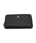 CHANEL（シャネル）の古着「ラウンドジップウォレット」｜ブラック