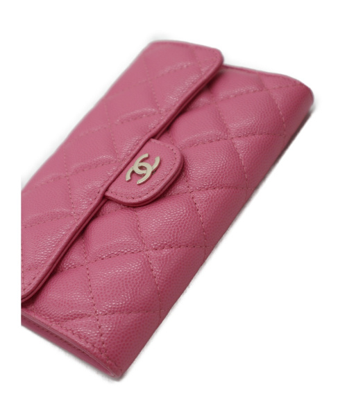 CHANEL（シャネル）CHANEL (シャネル) キャビアスキン3つ折りウォレット ショッキングピンク 29786798の古着・服飾アイテム