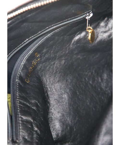 CHANEL（シャネル）CHANEL (シャネル) 90'sヴィンテージマトラッセタッセルショルダーバッグ ブラック マトラッセ 3485994の古着・服飾アイテム