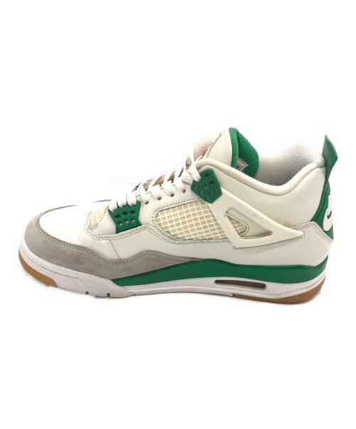 NIKE（ナイキ）NIKE (ナイキ) AIR JORDAN 4 RETORO SP SB ホワイト×グリーン サイズ:27㎝の古着・服飾アイテム