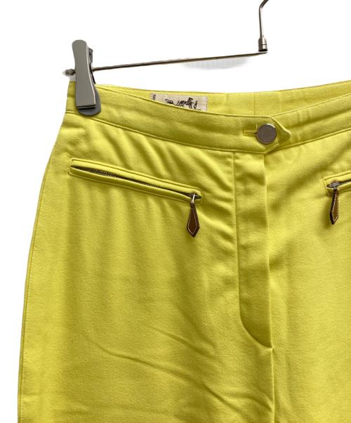 HERMES（エルメス）HERMES (エルメス) セリエボタンストレッチパンツ イエロー サイズ:38の古着・服飾アイテム