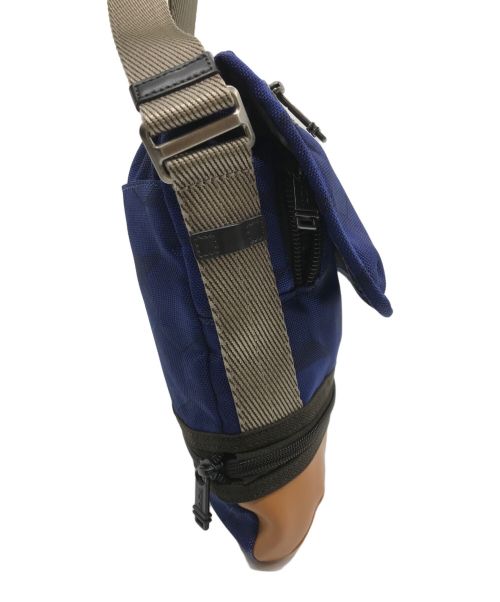 TUMI（トゥミ）TUMI (トゥミ) ショルダーバッグ ブルーの古着・服飾アイテム