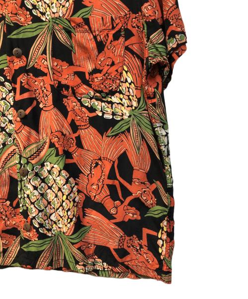 Sun Surf（サンサーフ）Sun Surf (サンサーフ) 半袖アロハシャツ ブラック サイズ:Mの古着・服飾アイテム