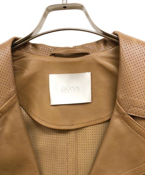 BOSS HUGO BOSS（ボス ヒューゴボス）BOSS HUGO BOSS (ボス ヒューゴボス) パンチングレザートッパーコート ブラウン サイズ:Ｓの古着・服飾アイテム