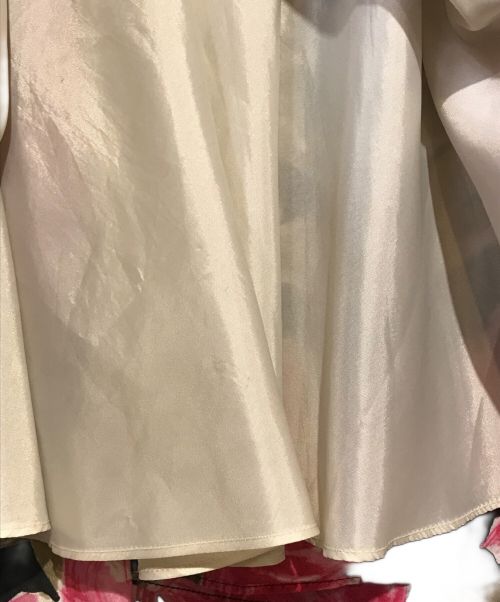 LAURA ASHLEY（ローラ アシュレイ）LAURA ASHLEY (ローラ アシュレイ) ローズプリントノースリーブワンピース ブラック サイズ:11の古着・服飾アイテム