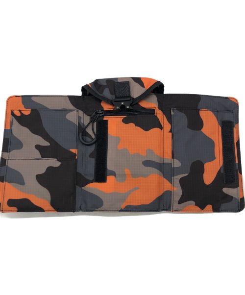 DSQUARED2（ディースクエアード）DSQUARED2 (ディースクエアード) トラベルネックウォレット オレンジの古着・服飾アイテム