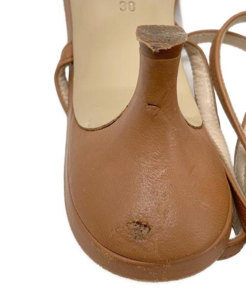 NEBULONIE（ネブローニ）NEBULONIE (ネブローニ) スキニーストラップサンダル ブラウン サイズ:38の古着・服飾アイテム