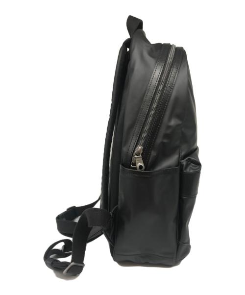 HUNTING WORLD（ハンティングワールド）HUNTING WORLD (ハンティングワールド) バチューフロンティアバックパック ブラックの古着・服飾アイテム