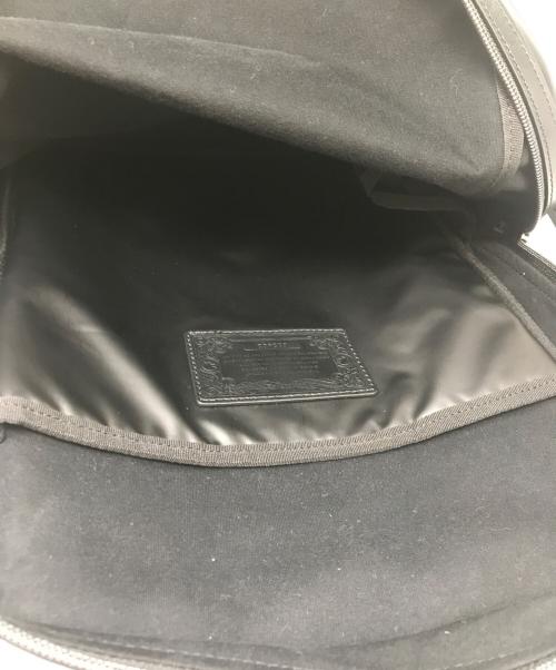 HUNTING WORLD（ハンティングワールド）HUNTING WORLD (ハンティングワールド) バチューフロンティアバックパック ブラックの古着・服飾アイテム