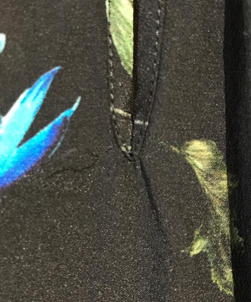 MAX&Co.（マックスアンドコー）MAX&Co. (マックスアンドコー) フラワープリントシルクブラウス ブラック サイズ:Mの古着・服飾アイテム