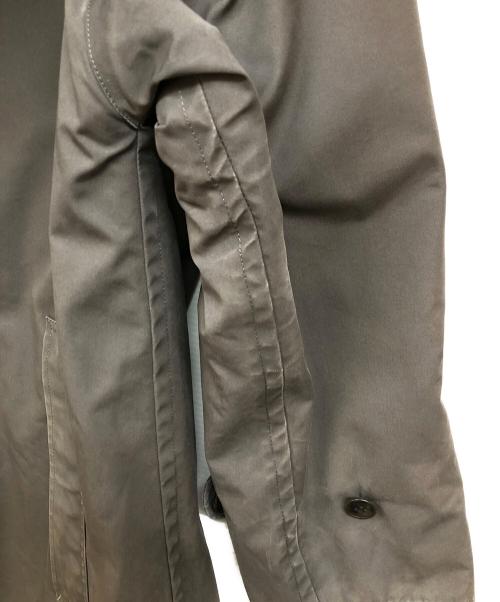 COMOLI（コモリ）COMOLI (コモリ) フーデッドコート グレーの古着・服飾アイテム