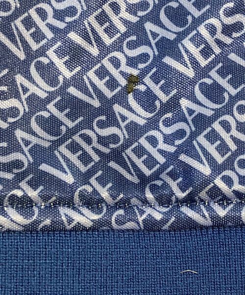 VERSACE（ヴェルサーチェ）VERSACE (ヴェルサーチ) グリーク＆トータルパターントラックジャケット ブルー サイズ:Lの古着・服飾アイテム