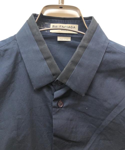 BALENCIAGA（バレンシアガ）BALENCIAGA (バレンシアガ) ドレスシャツ ネイビー サイズ:39の古着・服飾アイテム
