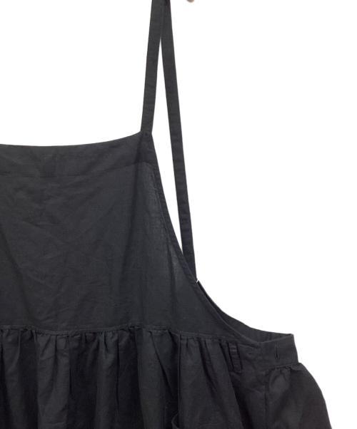 PINK HOUSE（ピンクハウス）PINK HOUSE (ピンクハウス) エプロンワンピース ブラック サイズ:Ｓの古着・服飾アイテム