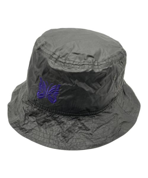 Needles（ニードルズ）Needles (ニードルズ) New Era (ニューエラ) BEAMS BOY (ビームスボーイ) 別注 ナイロンバケットハット グレーの古着・服飾アイテム