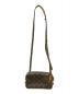 LOUIS VUITTON (ルイ ヴィトン) ショルダーポーチ ブラウン：36000円