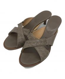 BOTTEGA VENETA（ボッテガベネタ）の古着「イントレチャートミュール」｜グレージュ