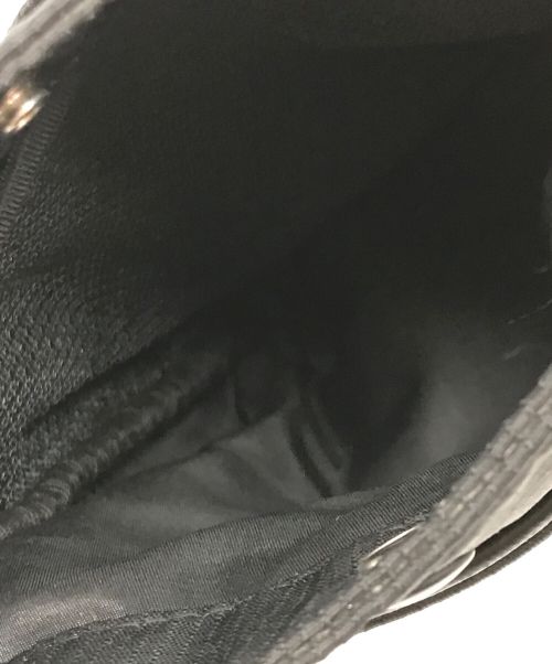 MONCLER（モンクレール）MONCLER (モンクレール) FRAGMENT DESIGN (フラグメントデザイン) サコッシュミニ ブラックの古着・服飾アイテム