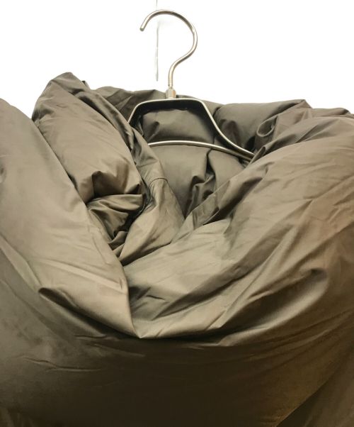 RICK OWENS（リックオウエンス）RICK OWENS (リックオウエンス) unnel Neck Puffer Jacket ベージュ サイズ:38の古着・服飾アイテム