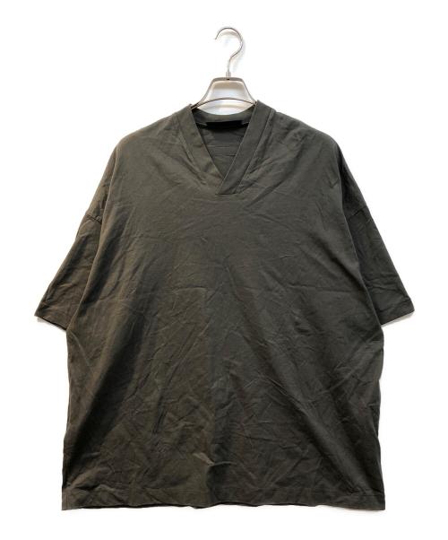 FOG ESSENTIALS（フィアオブゴッド エッセンシャル）FOG ESSENTIALS (フィアオブゴッド エッセンシャル) VネックTシャツ オリーブ サイズ:Mの古着・服飾アイテム