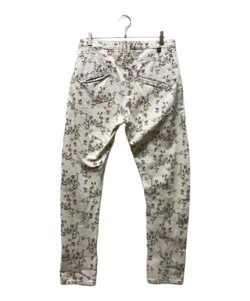 Vivienne Westwood ANGLOMANIA（ヴィヴィアンウエストウッドアングロマニア）Vivienne Westwood ANGLOMANIA (ヴィヴィアンウエストウッドアングロマニア) LEE (リー) フラワープリントトラウザーパンツ ホワイト サイズ:SIZE 81cm (W32)の古着・服飾アイテム