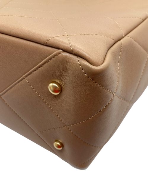 CHANEL（シャネル）CHANEL (シャネル) マトラッセトートバッグ ベージュの古着・服飾アイテム