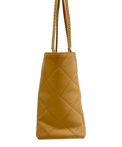 CHANEL（シャネル）CHANEL (シャネル) Matelassé Chain Tote Bag マトラッセ チェーン トートバッグ/AS3537 ベージュの古着・服飾アイテム