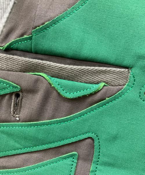 sacai（サカイ）sacai (サカイ) Floral Embroidered Patch Suiting Shorts グレー×グリーン サイズ:SIZE 1の古着・服飾アイテム